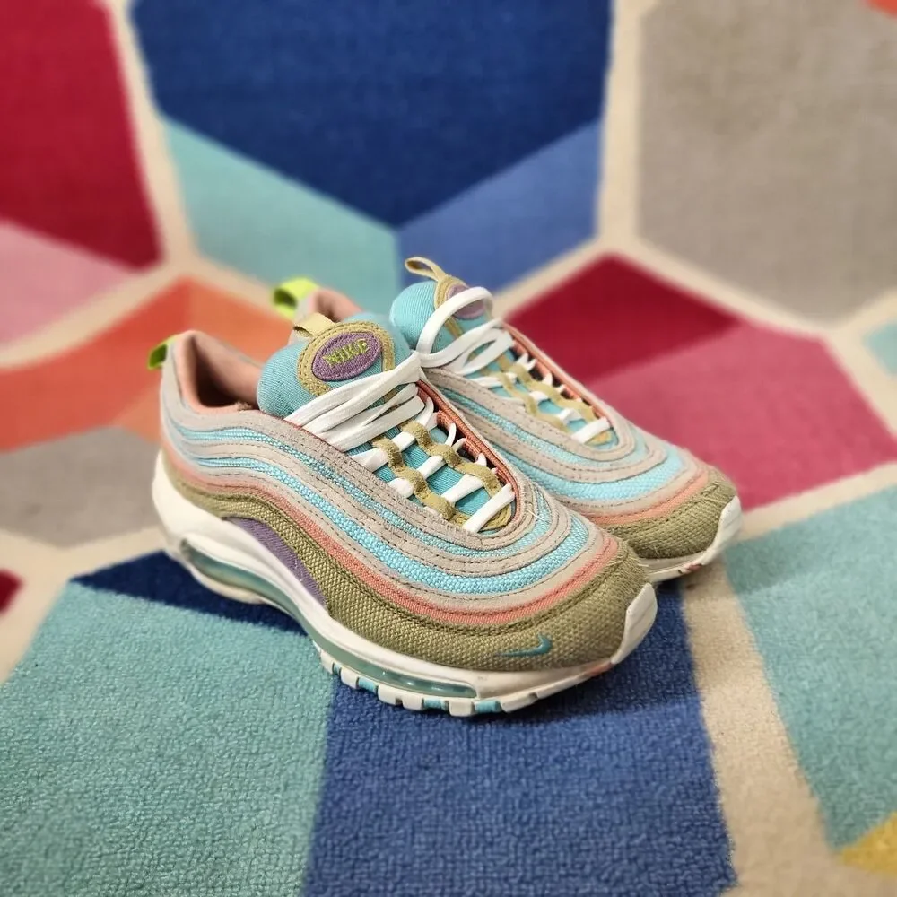Nike Air Max 97 SE GS 'Sun‎ Club' Copa Wheat Grass DQ4126-400 Kid’s Size 4.5Y